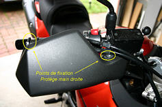 Le petit Québec - Montage de la béquille centale sur Suzuki DL650